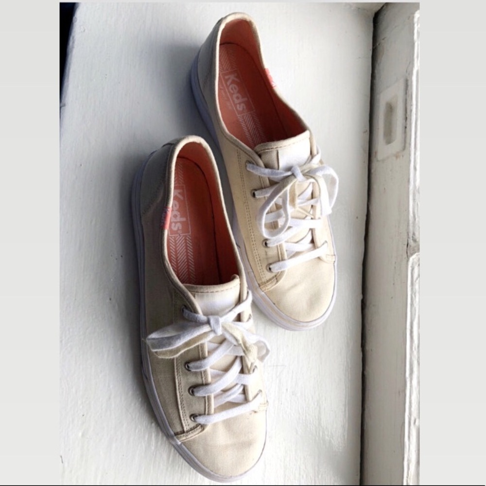 Cream/Off-White Canvas Lace Up Keds